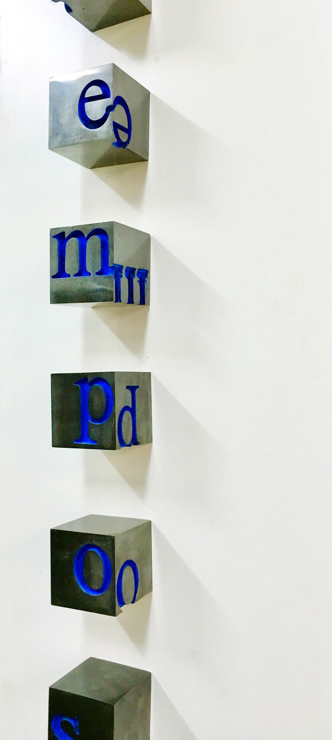 Escultor en Zaragoza - Serie Escultórica - Signo y Morada