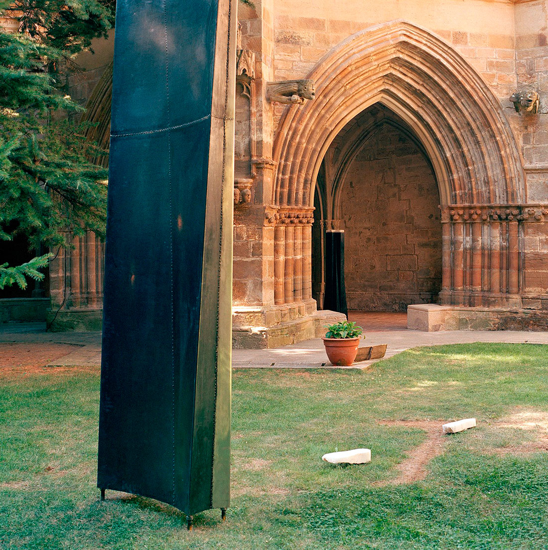 Escultor en Zaragoza - Serie Escultórica - Veruela, Norte-Sur